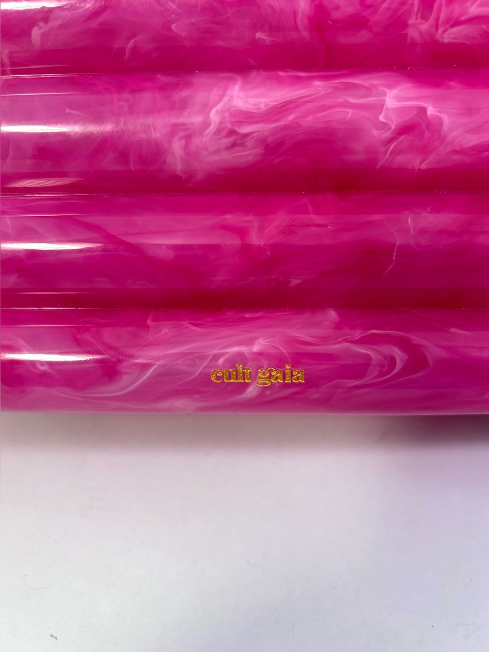 Cult Gaia Enid Box Clutch. Dragonfruit. - Picture 11 of 13
